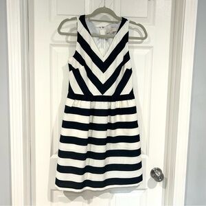 Ann Taylor LOFT Women Black White Striped Dress Sz 0 Cocktail Sleeveless Pocket